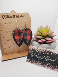 1042 Red Buffalo Plaid Dangle Earrings