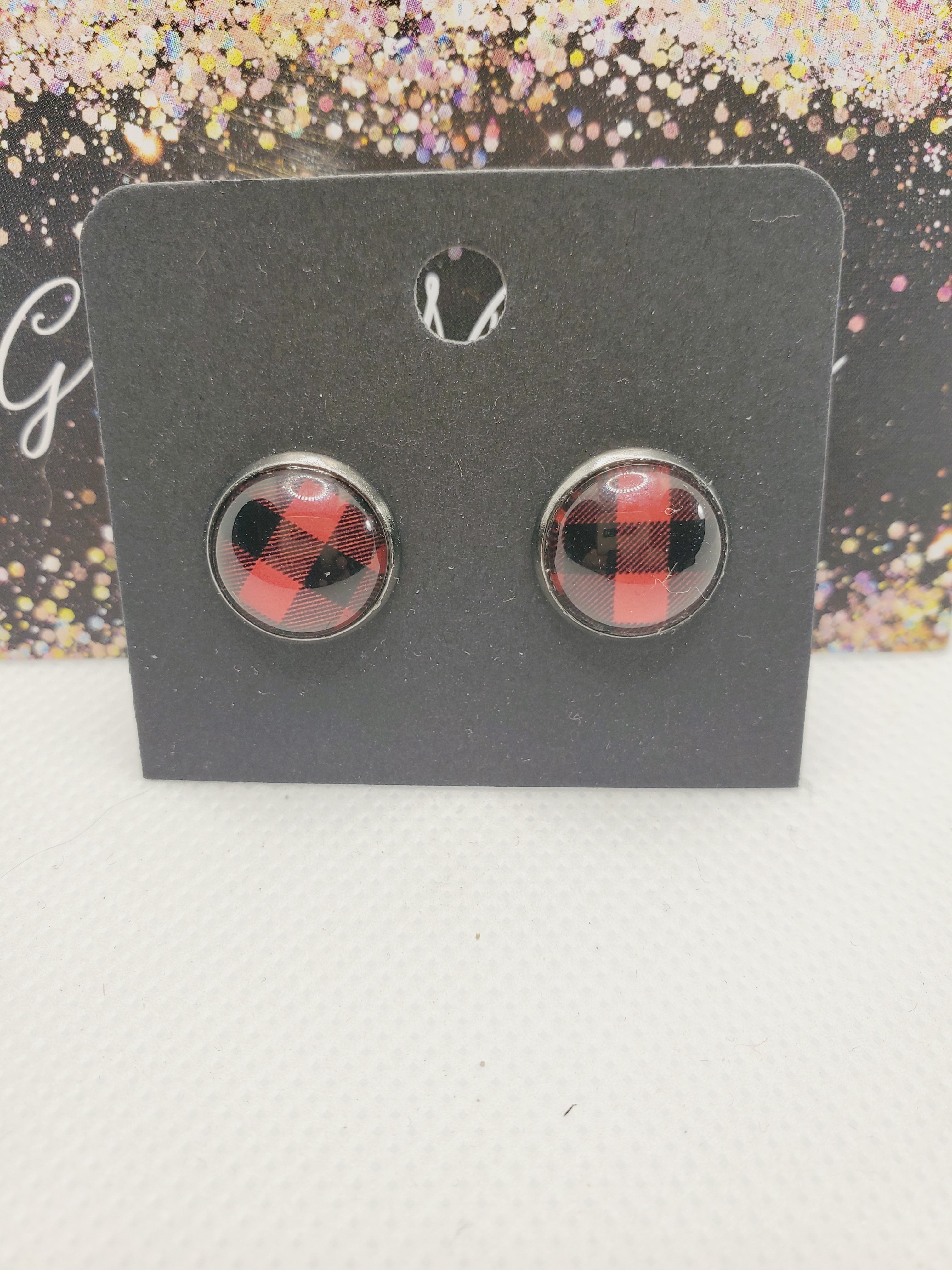 1064 Buffalo Plaid Stud Earrings