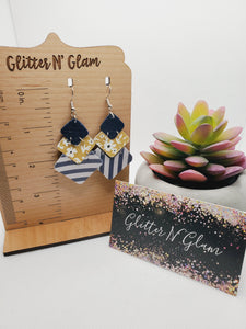 1230 Three Layered Arrow Shaped Dangle Earrings