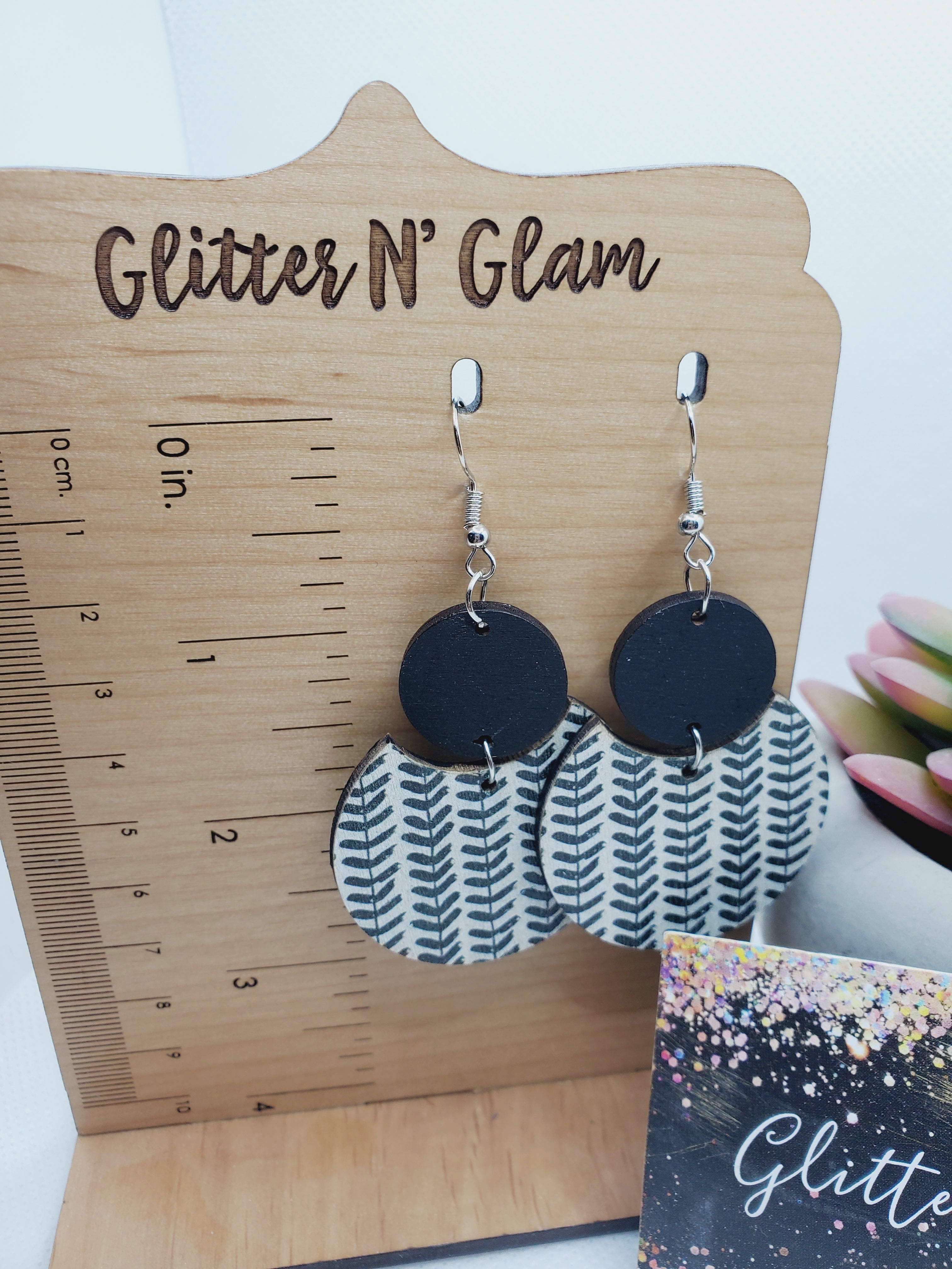 1319 Black/White Wood Dangle Earrings