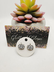 1358 Snow Leapord Print Pumpkin Studs