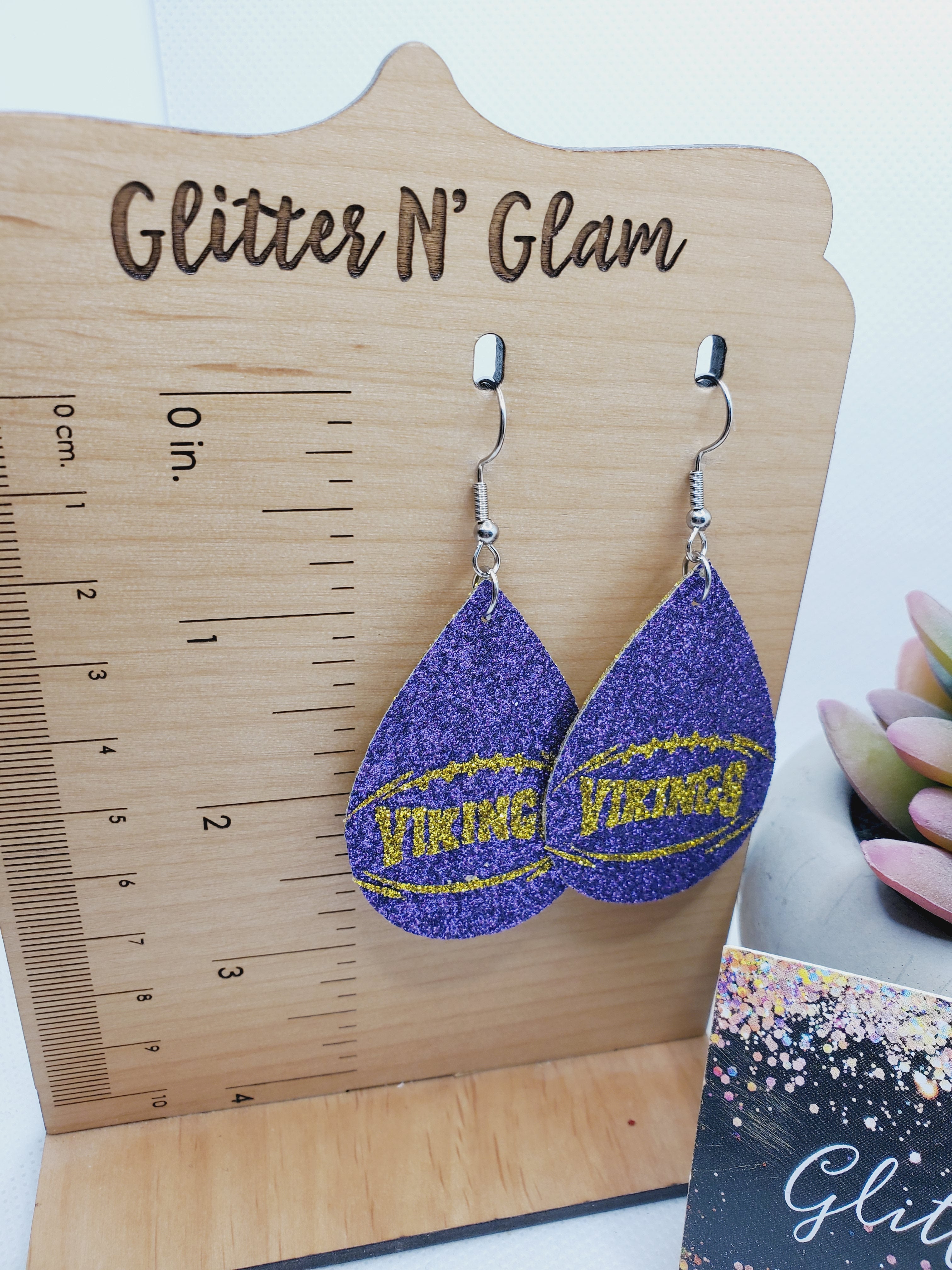 1528 Vikings Dangle Earrings