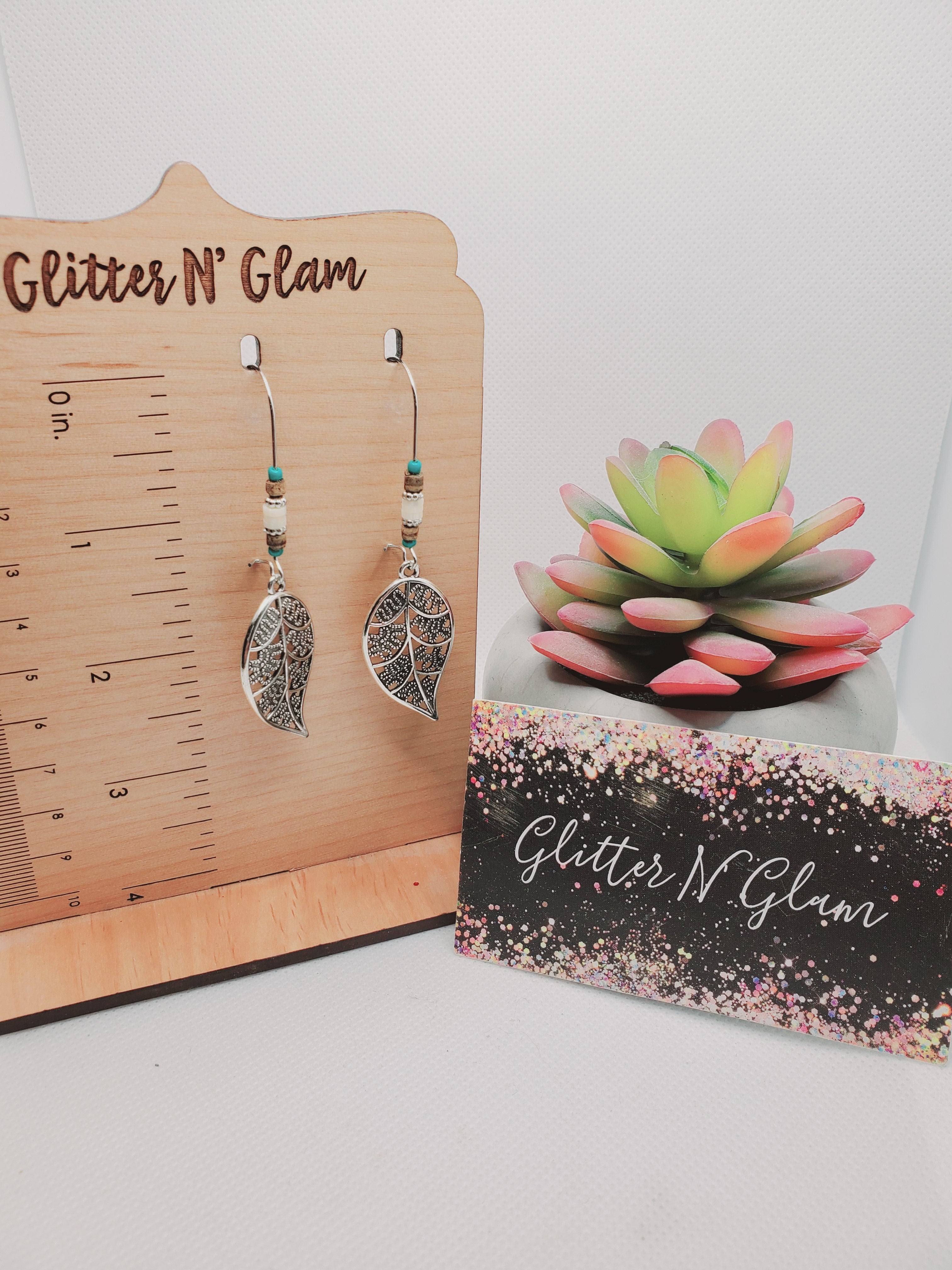 1531 Silver Leaf Dangle Earrings