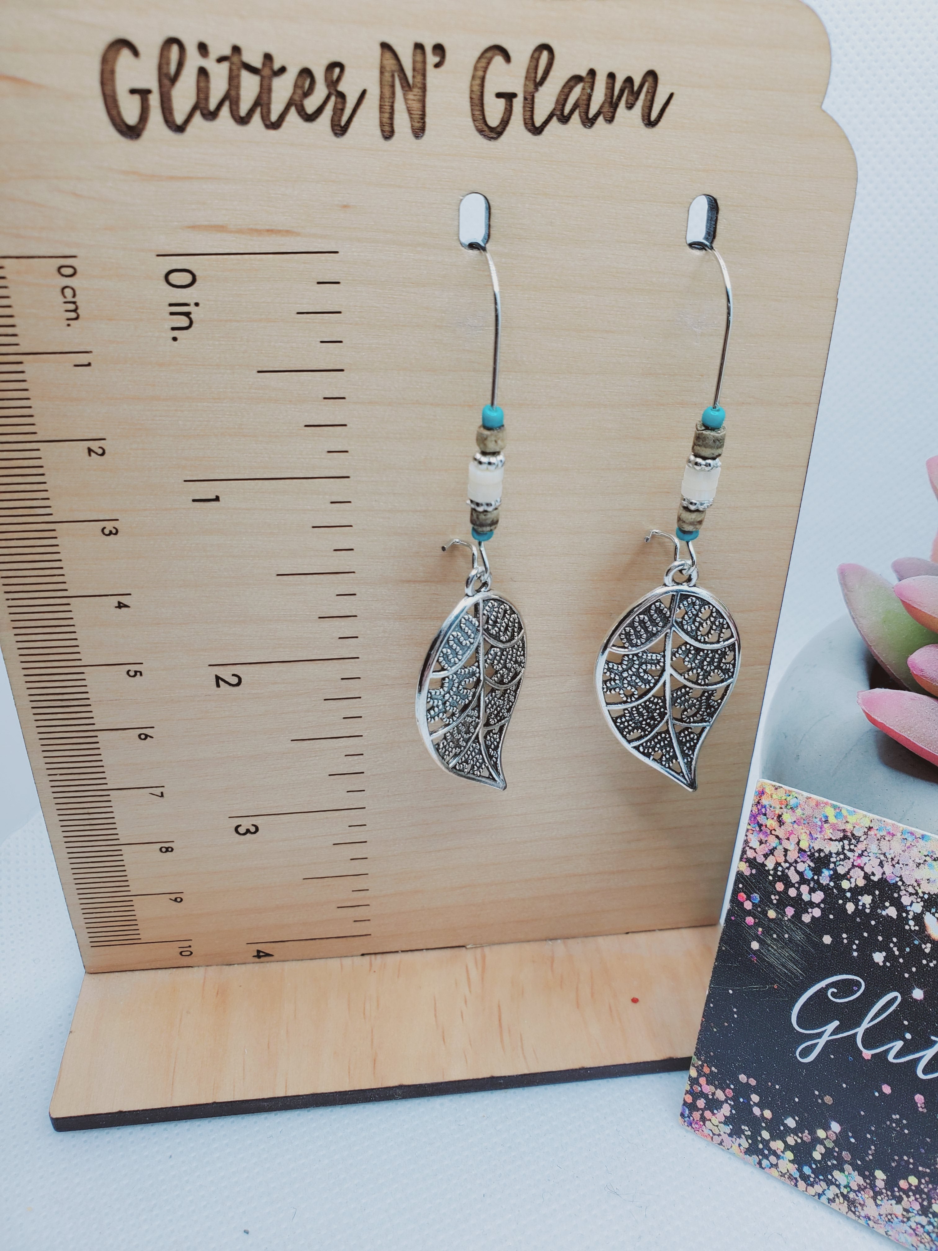 1531 Silver Leaf Dangle Earrings