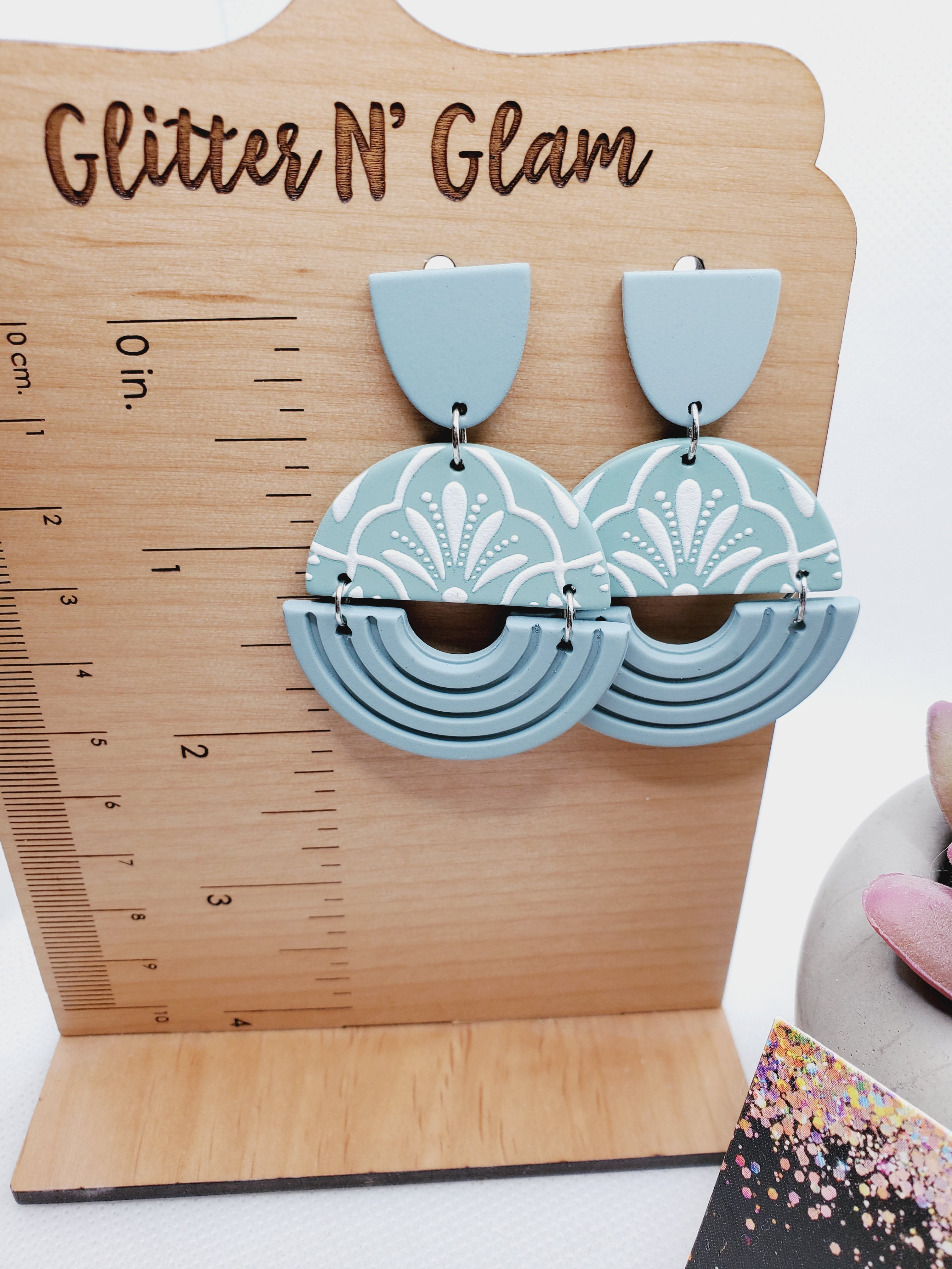1623 Sage Green and White Polymer Clay Dangle Earrings