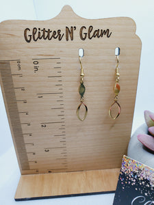 1634 Gold Vintage Oval Dangle Earrings